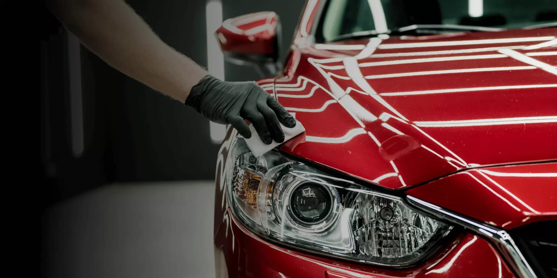 ome-gloss-detailin