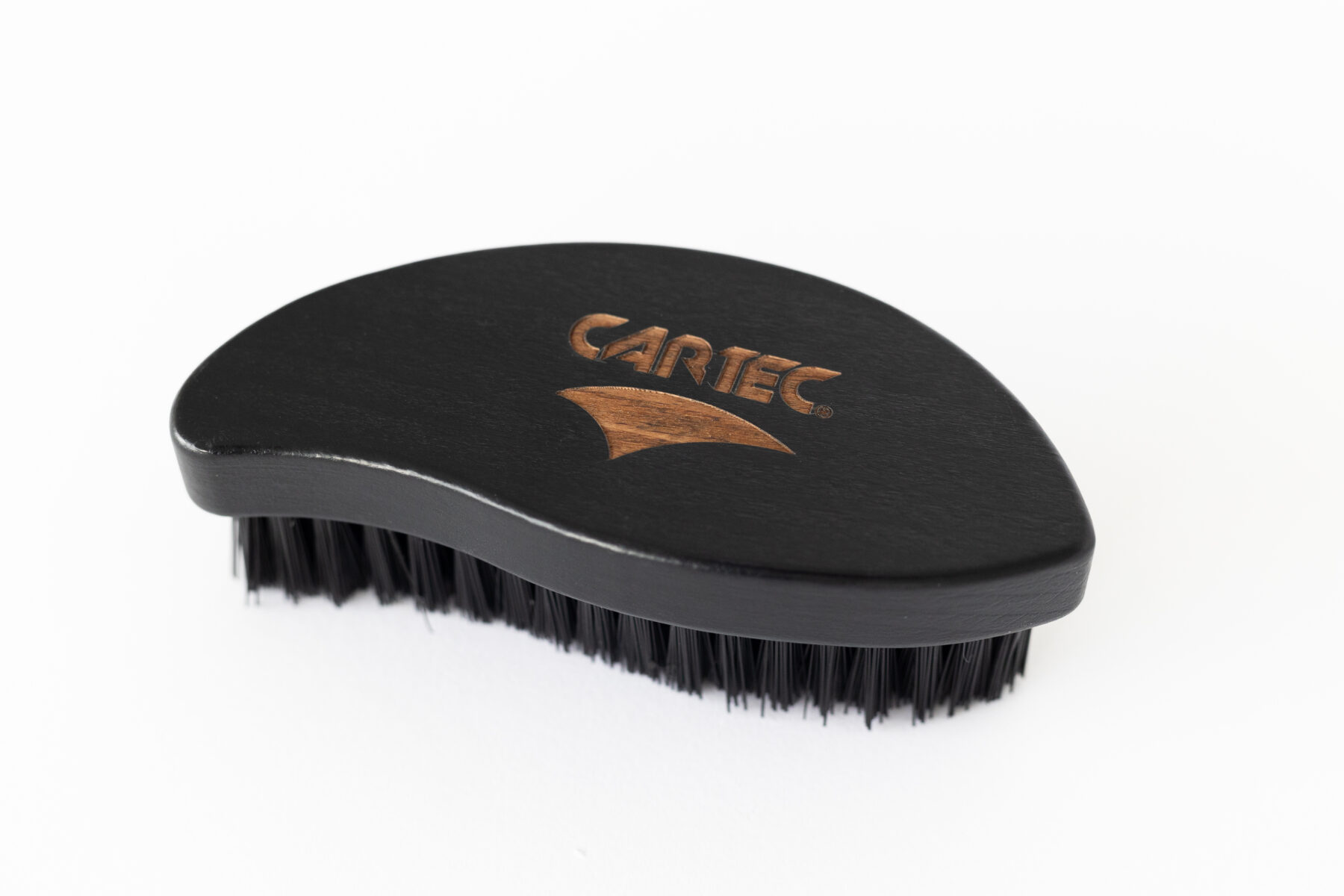 cepillo para neumaticos coche